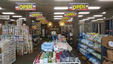 貝塚店