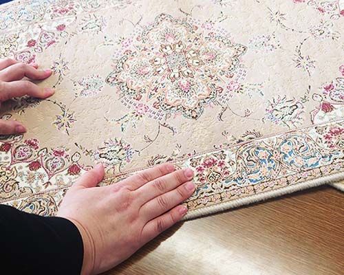 商品部（敷物雑貨寝装グループ）